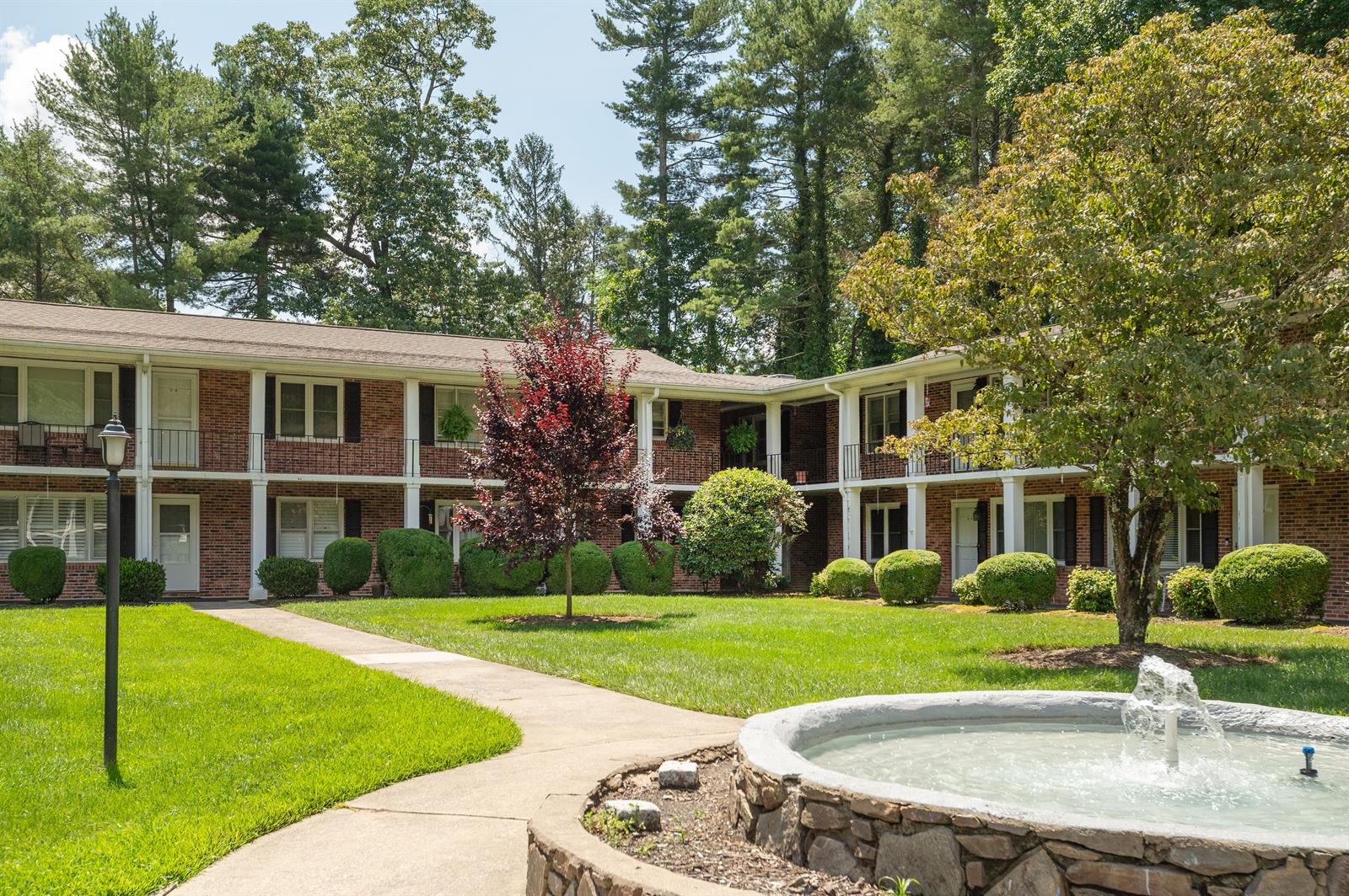 102 Boyd Dr. #7A